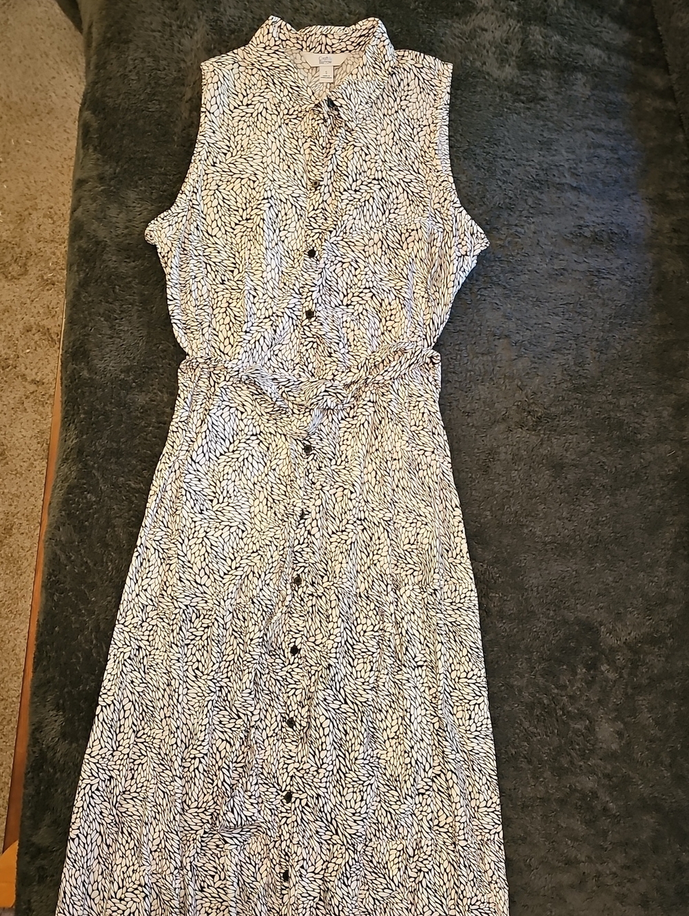 croft & barrow Black and White Leaf-Print Sleeveless Dress